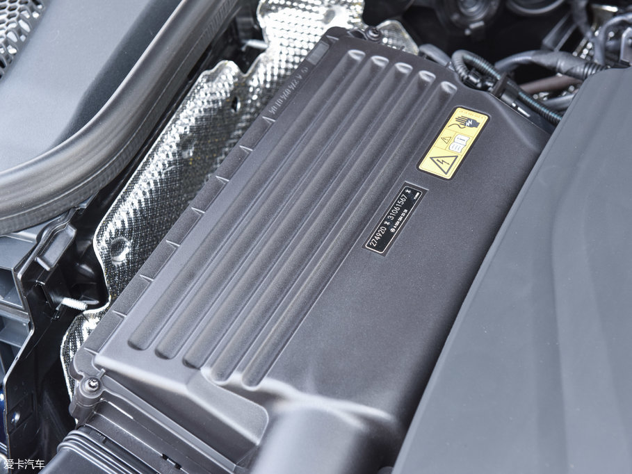 2017��YE���p�T E 200 Coupe 4MATIC