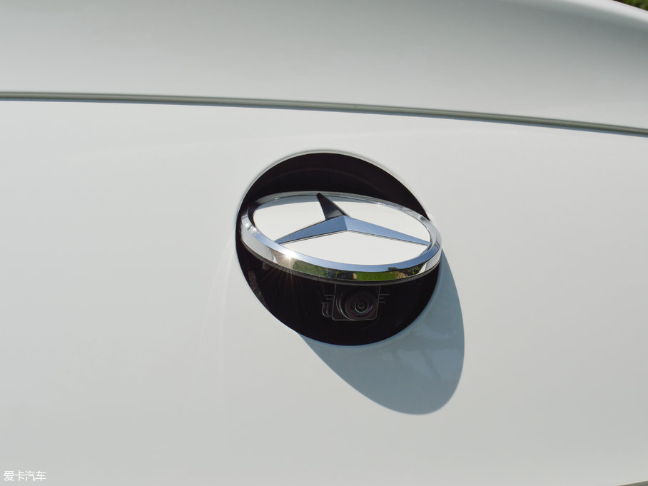 2017��YE���p�T E 200 Coupe 4MATIC