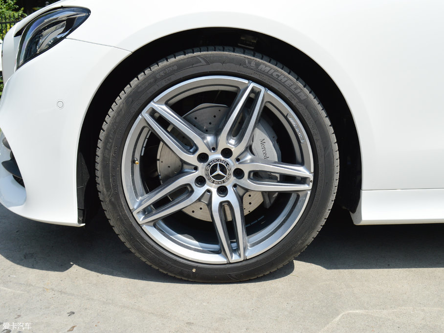 2017��YE���p�T E 200 Coupe 4MATIC