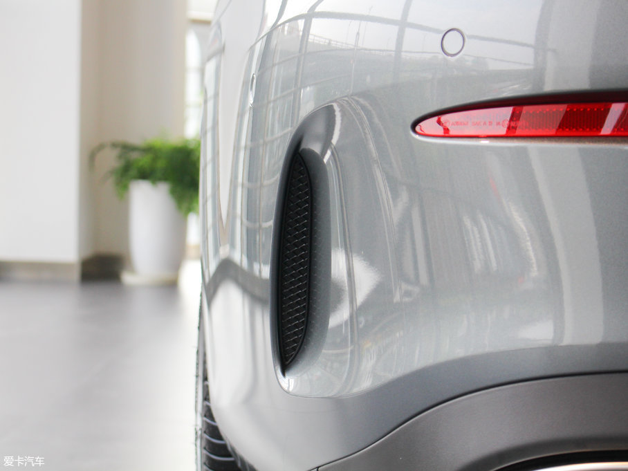 2017��YE���p�T E 200 Coupe