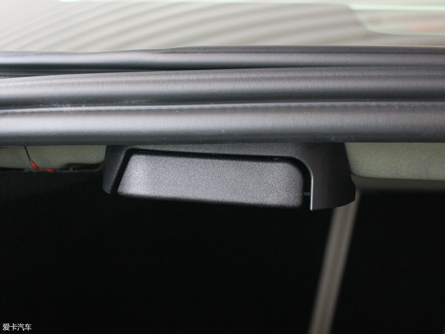 2017��YE���p�T E 200 Coupe