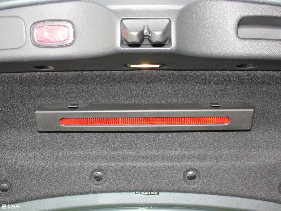 2017��YE���p�T E 200 Coupe