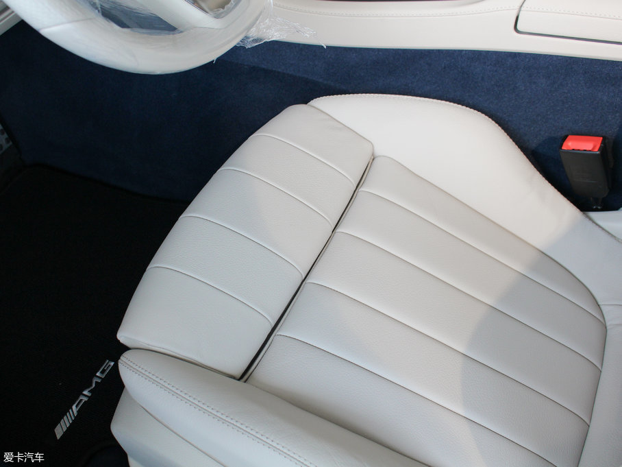 2017��YE���p�T E 200 Coupe