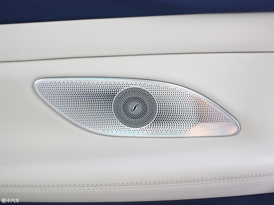 2017��YE���p�T E 200 Coupe