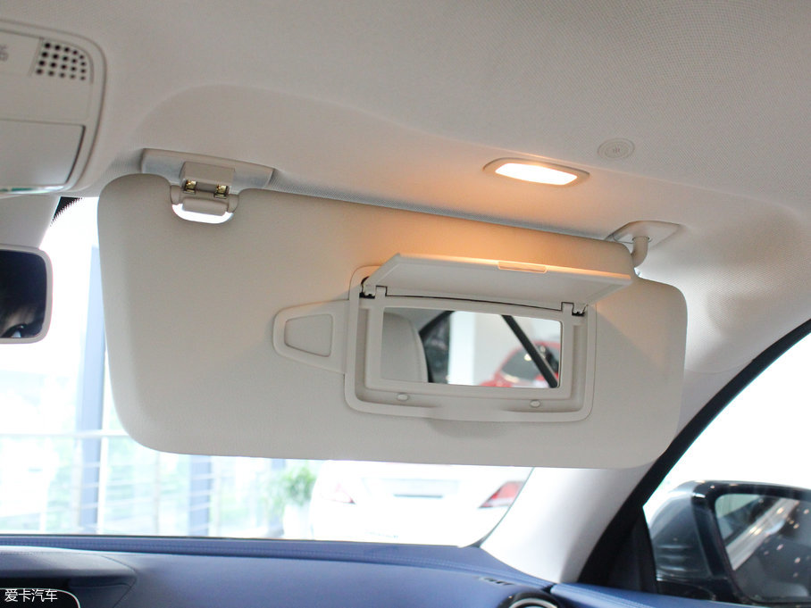 2017��YE��(j��)�p�T E 200 Coupe