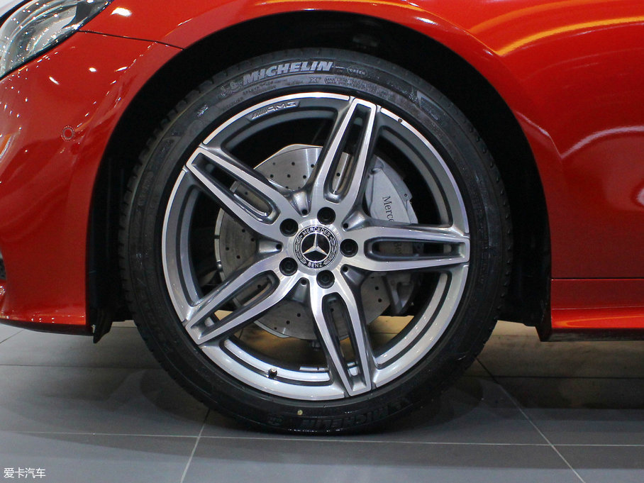 2017��YE���p�T E 200 Coupe 4MATIC