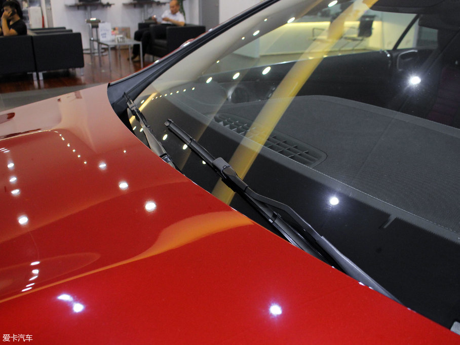 2017��YE���p�T E 200 Coupe 4MATIC