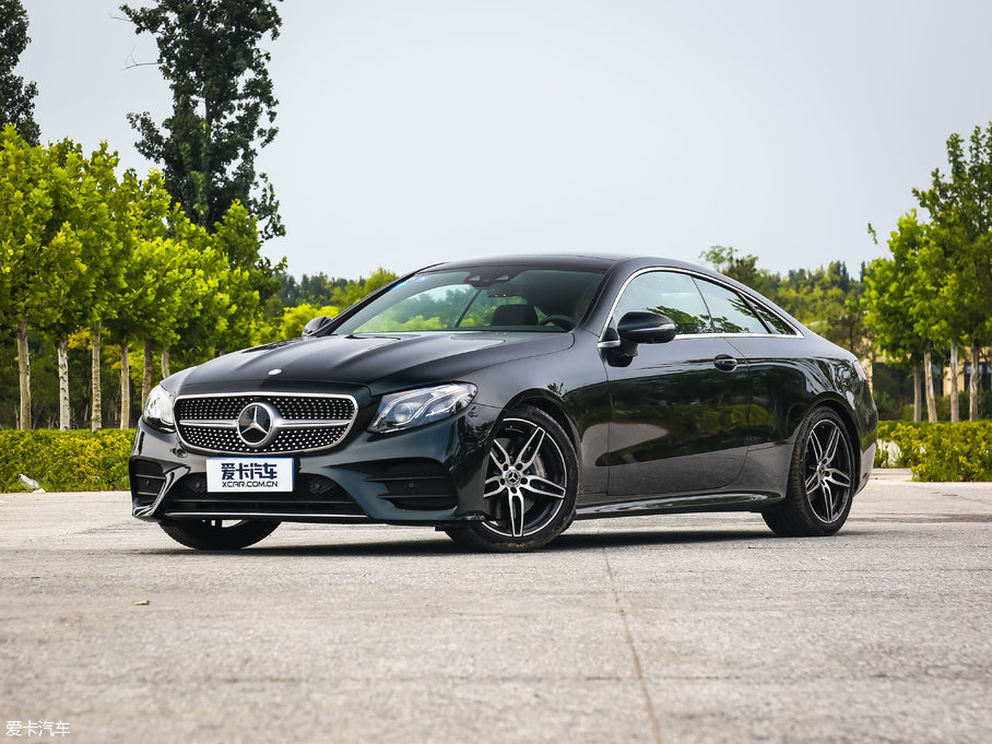 2017��YE���p�T E 300 Coupe