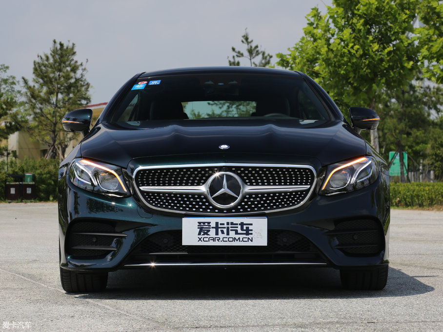 2017��YE���p�T E 300 Coupe