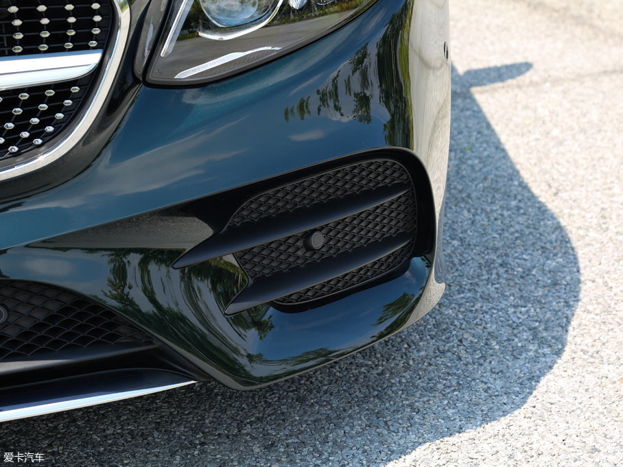 2017��YE���p�T E 300 Coupe