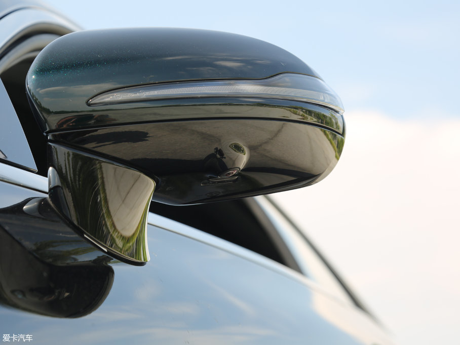 2017��YE��(j��)�p�T E 300 Coupe