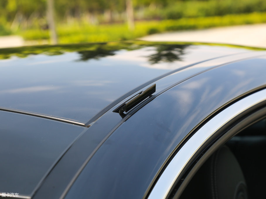 2017��YE���p�T E 300 Coupe