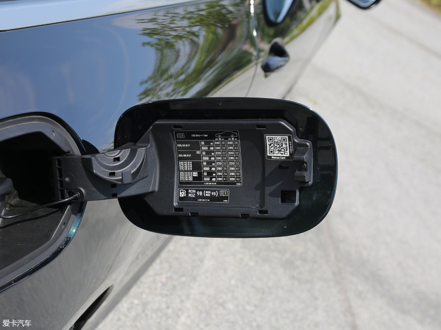 2017��YE��(j��)�p�T E 300 Coupe