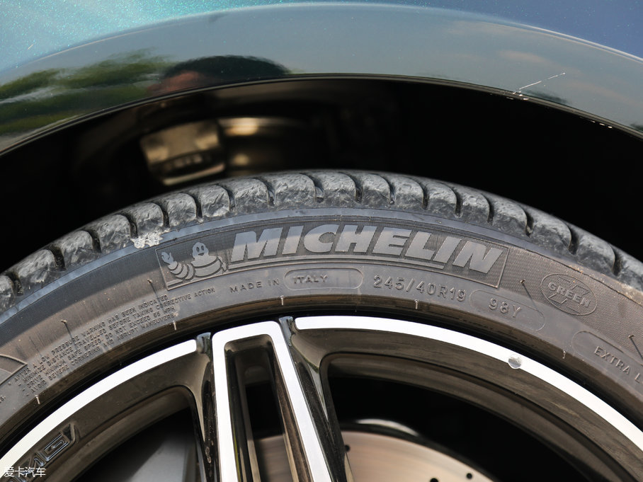 2017��YE���p�T E 300 Coupe