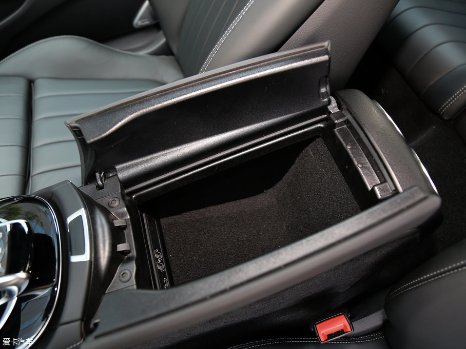 2017��YE���p�T E 300 Coupe