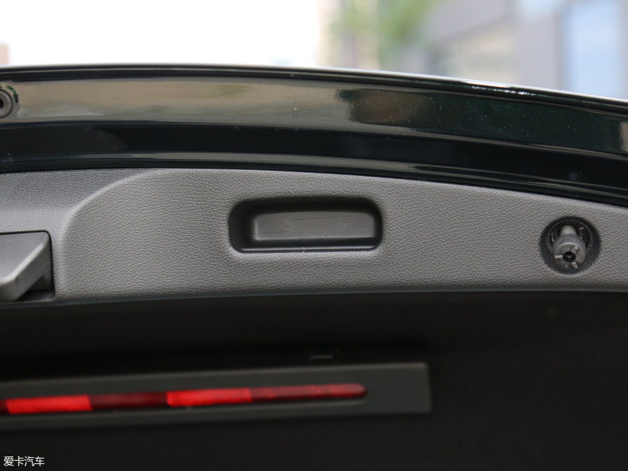 2017��YE���p�T E 300 Coupe