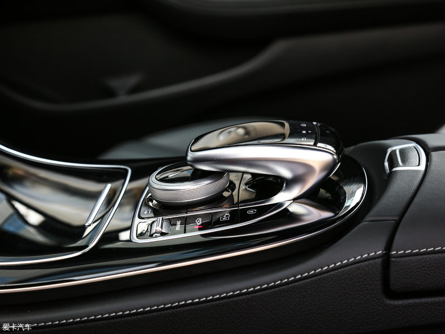 2017��YE���p�T E 300 Coupe