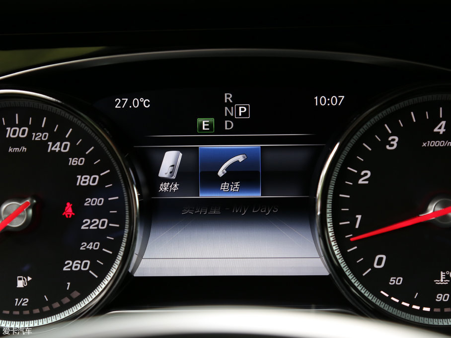 2017��YE���p�T E 300 Coupe