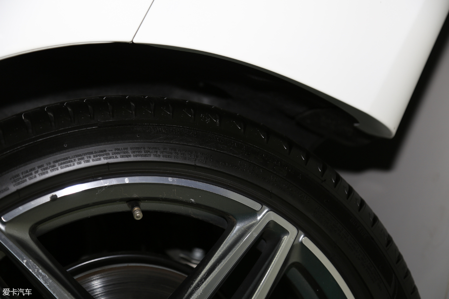 2017��YE���p�T E 200 Coupe