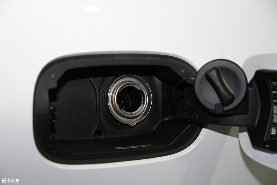 2017��YE���p�T E 200 Coupe