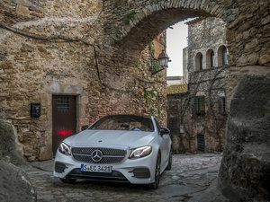 2017��E 400 4MATIC Coupe ���w���^