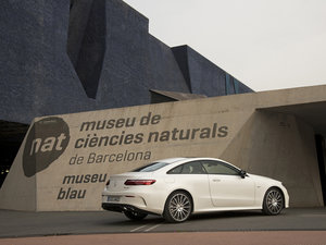 2017��E 400 4MATIC Coupe ���w���^
