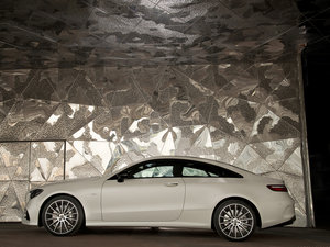 2017��E 400 4MATIC Coupe ���w���^
