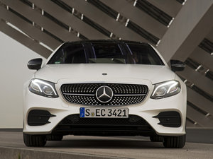 2017��E 400 4MATIC Coupe ���w���^