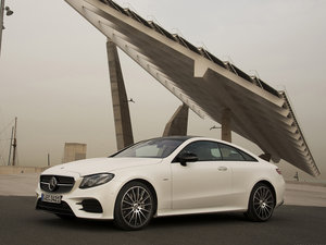 2017��E 400 4MATIC Coupe ���w���^