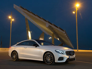 2017��E 400 4MATIC Coupe ���w���^