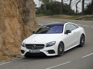 2017��E 400 4MATIC Coupe ���w���^