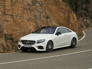 2017��E 400 4MATIC Coupe ���w���^