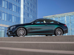 2017��E 400 4MATIC Coupe ���w���^