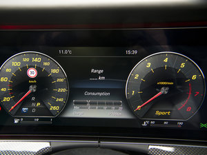 2017��E 400 4MATIC Coupe �п؅^