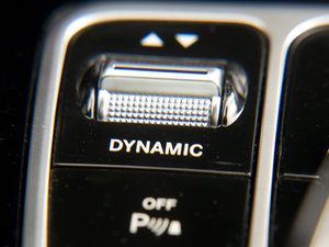 2017��E 400 4MATIC Coupe �п؅^