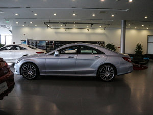 2017款CLS 400 4MATIC 逸彩版 正侧（左）