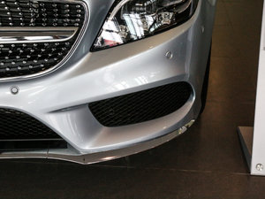 2017款CLS 400 4MATIC 逸彩版 前雾灯