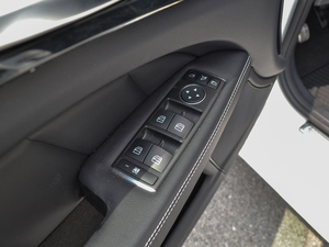 2017CLS 260 ݲʰ {܇ƅ^	