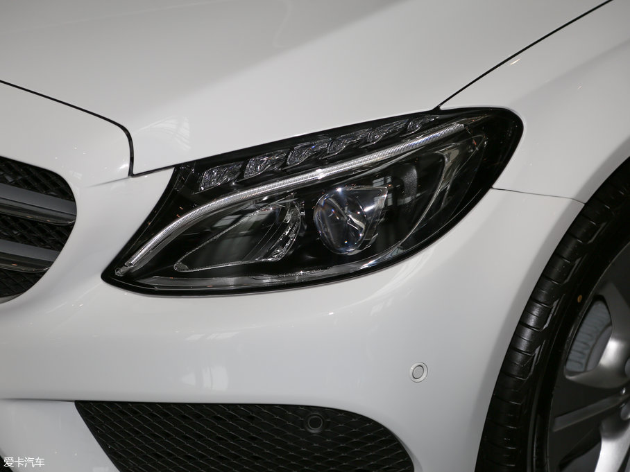 2017YC(M) Ŀ C 180 