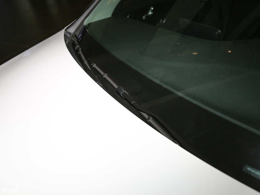 2017YC(M) Ŀ C 180 