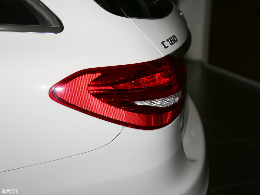 2017YC(M) Ŀ C 180 