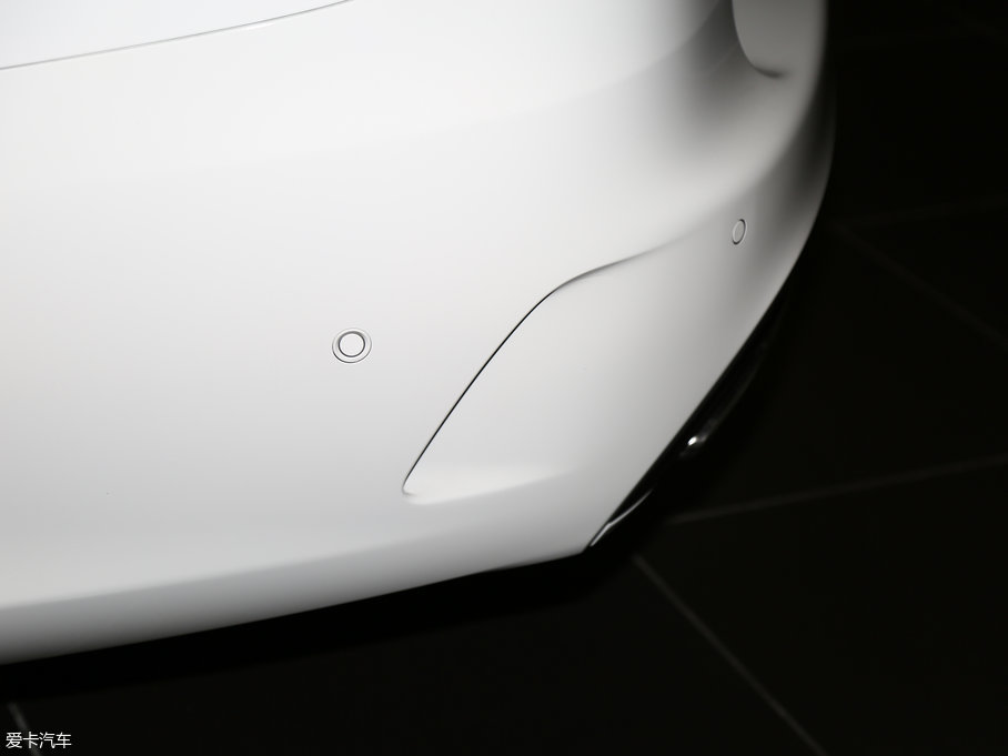 2017YC(M) Ŀ C 180 