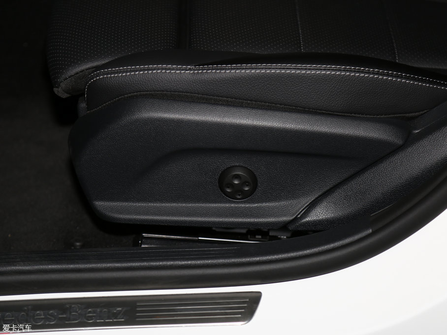 2017YC(M) Ŀ C 180 