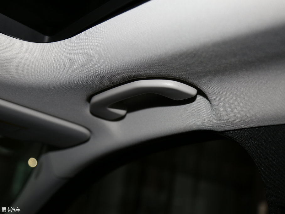 2017YC(M) Ŀ C 180 