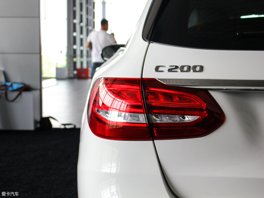 2017YC(M) Ŀ C 200