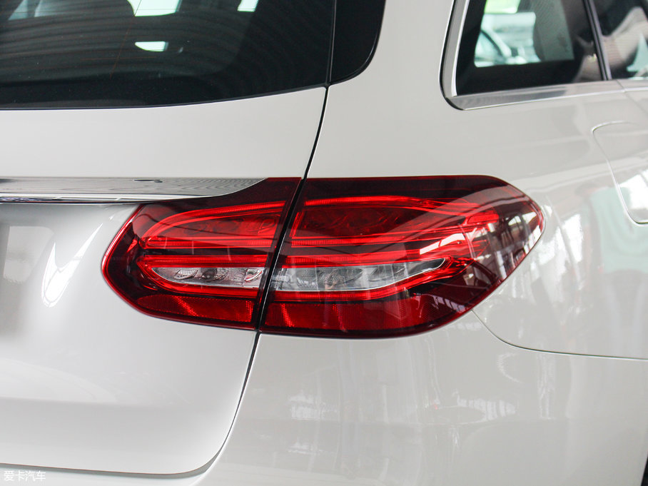 2017YC(M) Ŀ C 200