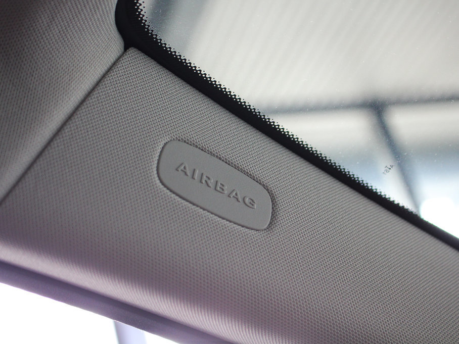 2017YC(M) Ŀ C 200