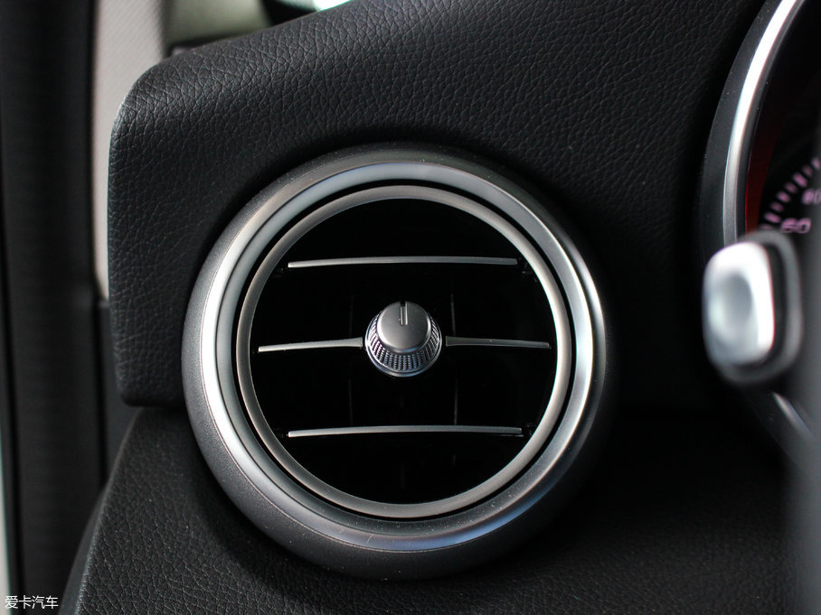 2017YC(M) Ŀ C 200