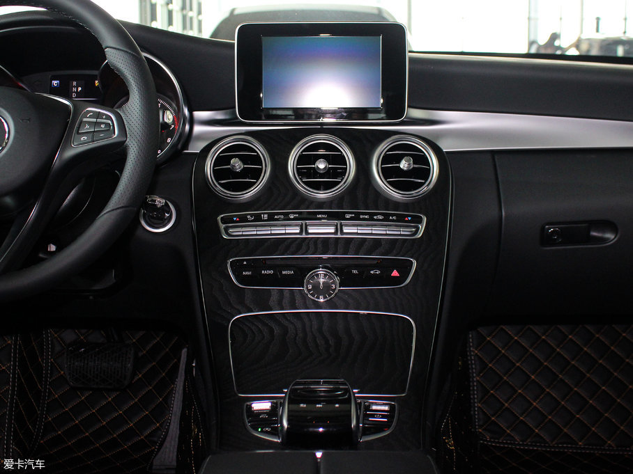 2017YC(M) Ŀ C 200