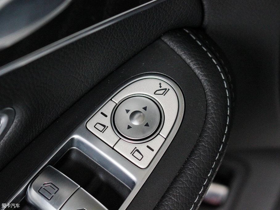 2017YC(M) Ŀ C 200